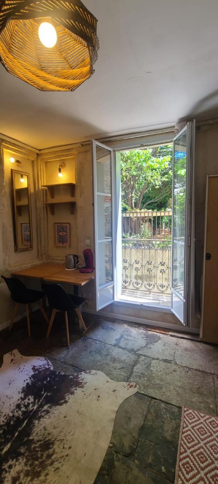 Studio Au Coeur Historique De Montpellier, 2 Personnes Et Wifi Экстерьер фото